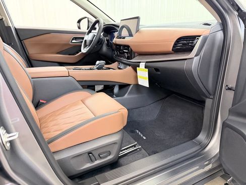 New 2026 Nissan Rogue Platinum w/ Platinum Premium Package AWD/4WD image 33
