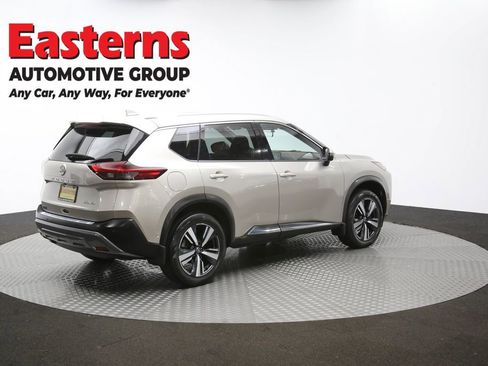 Used 2022 Nissan Rogue SL w/ SL Premium Package image 55