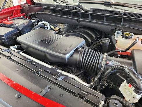Certified 2025 Cadillac Escalade Sport Platinum w/ LPO, Floor Liner Package AWD/4WD image 27