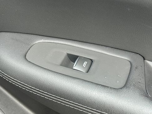 Used 2025 Cadillac XT5 Premium Luxury w/ LPO, Red Accent Package image 21