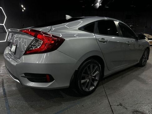 Used 2019 Honda Civic EX image 5