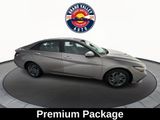 Used 2024 Hyundai Elantra SEL image 5