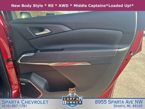 Used 2024 Chevrolet Traverse RS AWD/4WD image 34