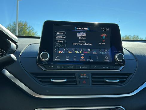 Certified 2022 Nissan Altima 2.5 SV image 19