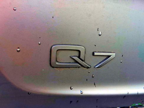 Used 2013 Audi Q7 3.0T Premium Plus AWD/4WD image 28