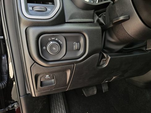 New 2026 RAM 1500 Tradesman AWD/4WD image 14