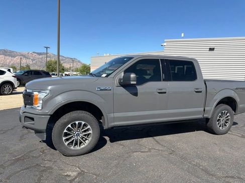Used 2018 Ford F150 XLT w/ Equipment Group 302A Luxury AWD/4WD image 12