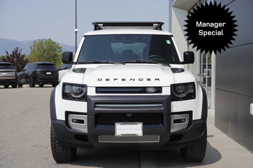 Used 2023 Land Rover Defender 110 S AWD/4WD image 5