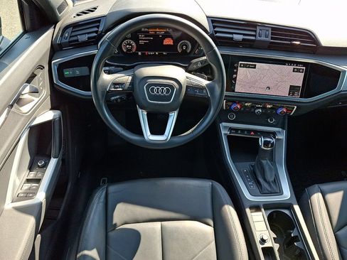 Used 2022 Audi Q3 2.0T Premium Plus AWD/4WD image 11