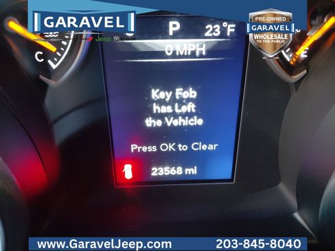 Used 2019 Jeep Wrangler Sport image 9