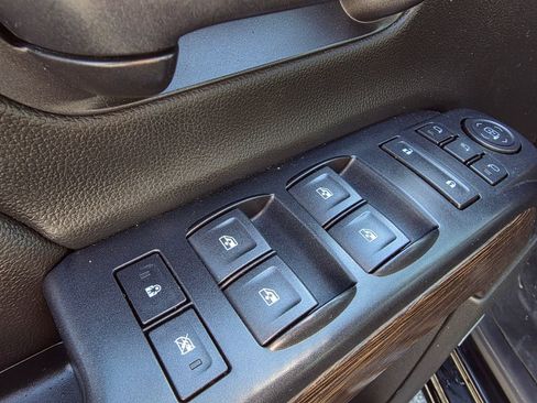 Used 2018 GMC Sierra 1500 Denali image 11