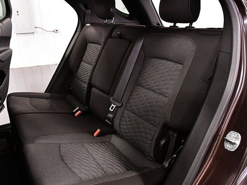 Used 2020 Chevrolet Equinox LT image 29