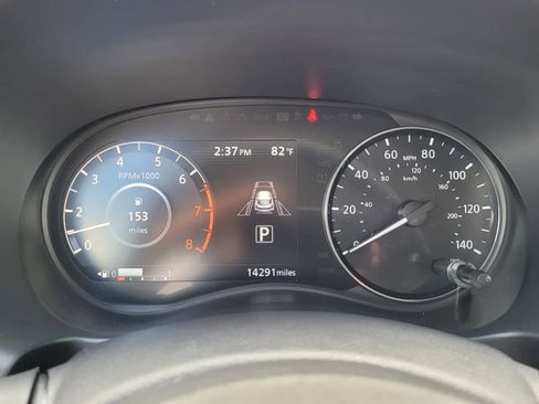 Used 2023 Nissan Kicks SV image 14