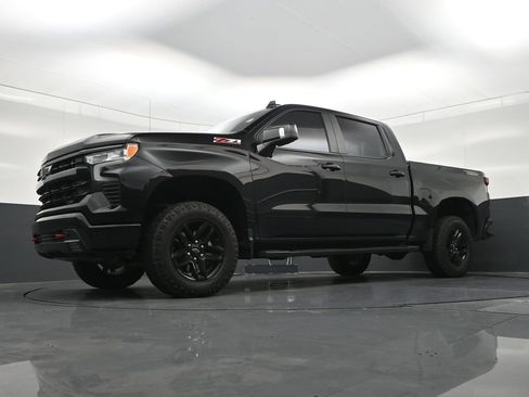 Used 2023 Chevrolet Silverado 1500 LT Trail Boss w/ LT Trail Boss Premium Package AWD/4WD image 23