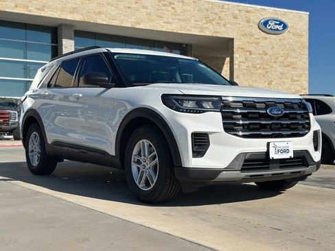 New 2026 Ford Explorer Active image 52