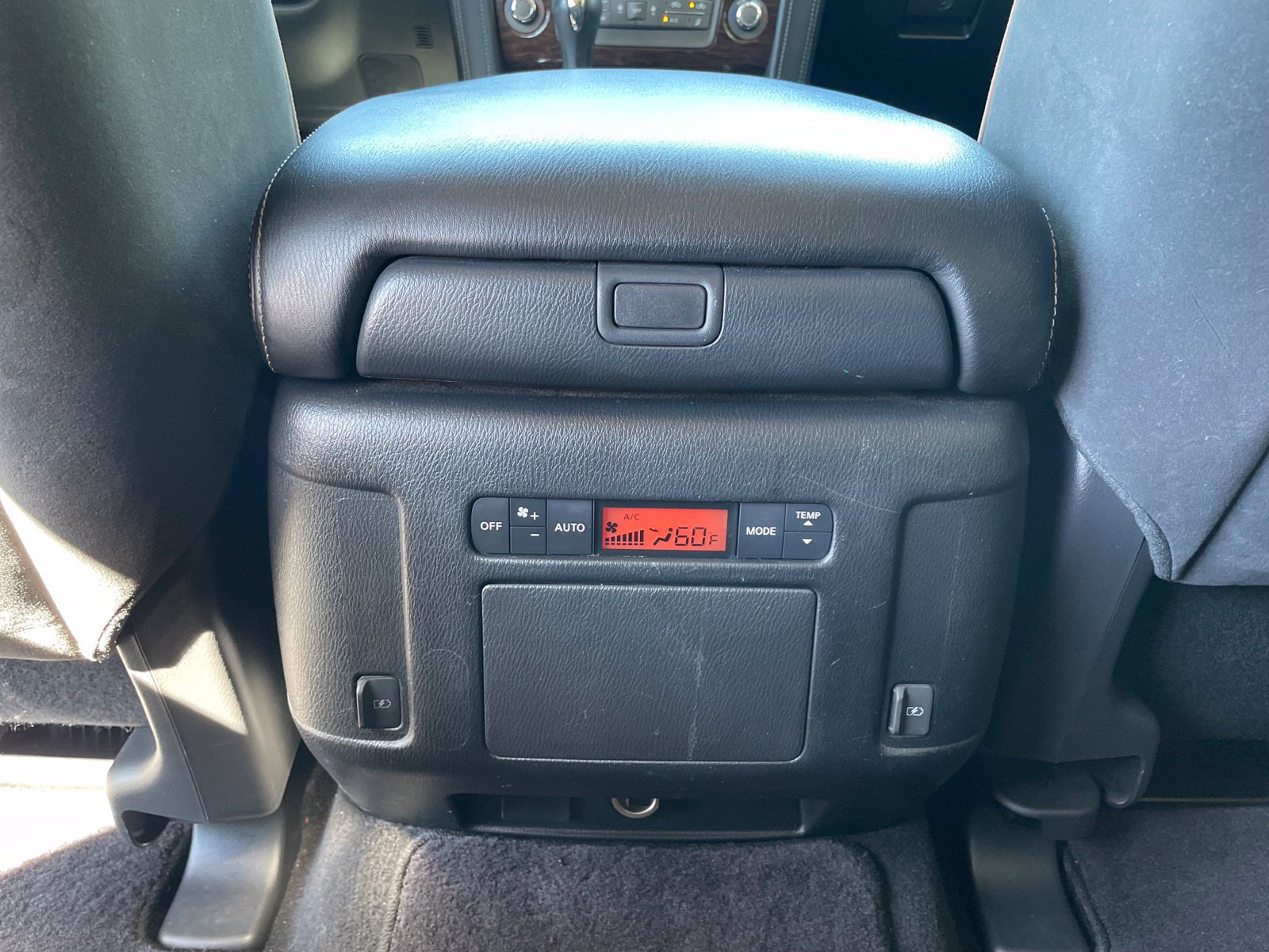 Used 2019 Nissan Armada SV w/ Driver Package RWD image 34