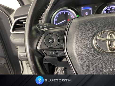Used 2018 Toyota Camry SE w/ Moonroof Package FWD image 22