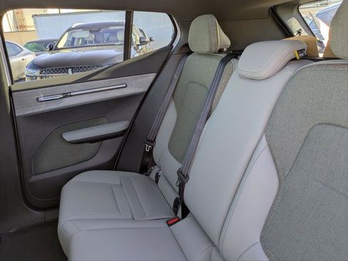 New 2026 Volvo EX30 Plus image 12