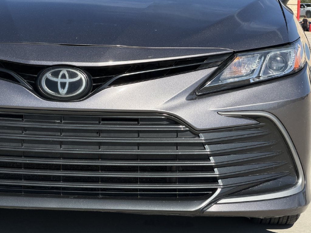 Used 2023 Toyota Camry LE FWD image 8