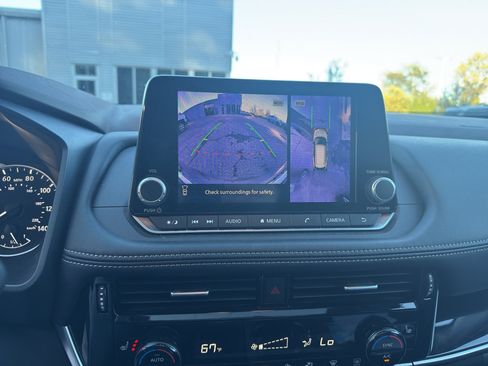 Certified 2023 Nissan Rogue SL image 17