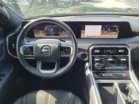 Certified 2025 Nissan Armada SL AWD/4WD image 16