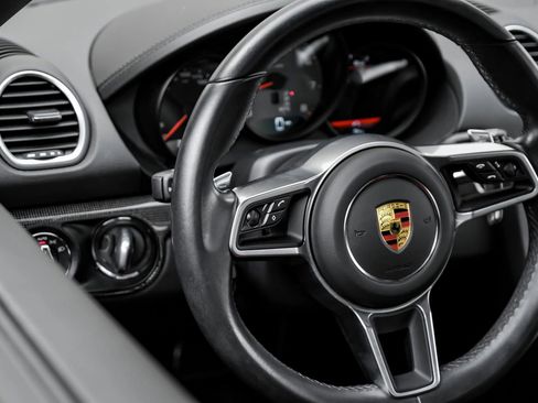 Used 2021 Porsche 718 Boxster S RWD image 27