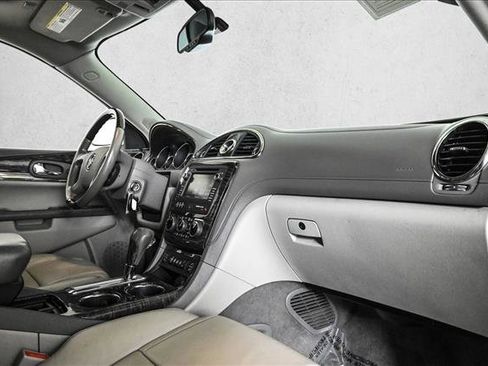 Used 2014 Buick Enclave Leather image 24