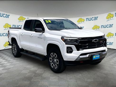 Used 2024 Chevrolet Colorado Z71 w/ Z71 Convenience Package 2 AWD/4WD image 1