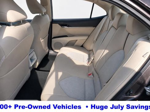 Used 2019 Toyota Camry LE FWD image 11
