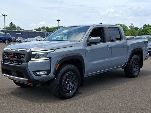 Certified 2025 Nissan Frontier PRO-4X w/ Pro Premium Package AWD/4WD image 3
