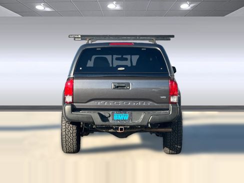 Used 2017 Toyota Tacoma TRD Pro image 9