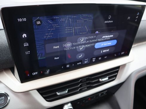 New 2025 Ford Explorer Active w/ Active Comfort Package image 7