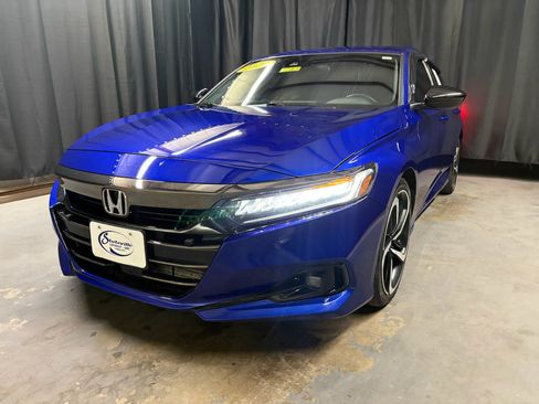 Used 2022 Honda Accord Sport image 1