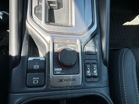 Used 2023 Subaru Forester Premium AWD/4WD image 9