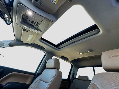 Used 2018 GMC Sierra 1500 Denali w/ Denali Ultimate Package image 25