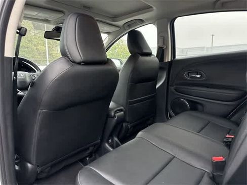 Used 2022 Honda HR-V EX-L image 16