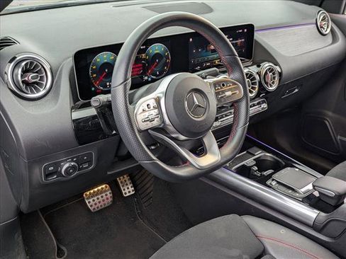 Used 2021 Mercedes-Benz GLA 250 GLA 250 image 10