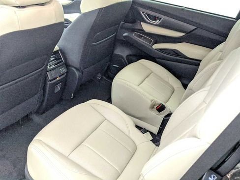 New 2025 Subaru Ascent Limited image 20