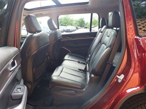 Used 2022 Jeep Grand Cherokee L Limited AWD/4WD image 26