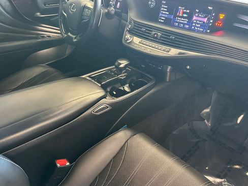Used 2018 Lexus LS 500 image 14