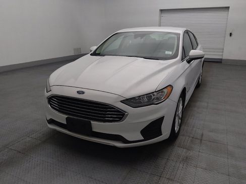 Used 2019 Ford Fusion SE FWD image 15