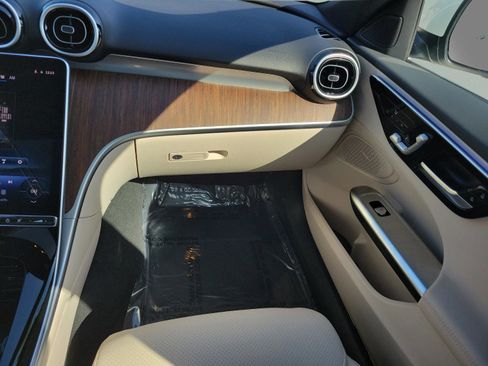 Certified 2025 Mercedes-Benz C 300 Sedan image 15