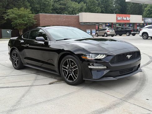 Used 2018 Ford Mustang Coupe w/ Equipment Group 101A RWD image 3