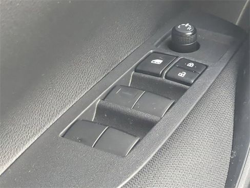 Certified 2023 Toyota Corolla LE image 21