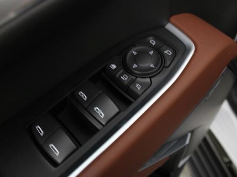 New 2026 GMC Sierra 3500 Denali Ultimate AWD/4WD image 19
