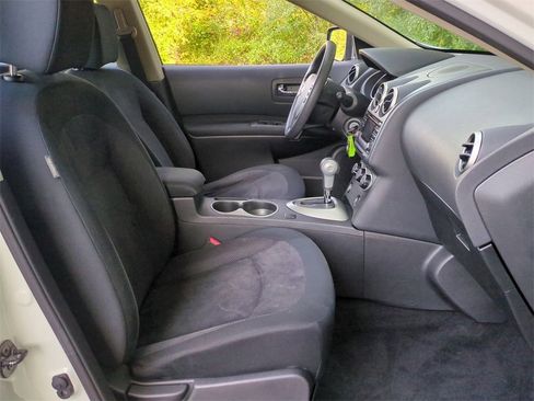Used 2014 Nissan Rogue S w/ Convenience Package image 26
