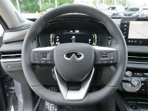 Certified 2026 INFINITI QX60 Luxe w/ Cargo Package FWD image 9
