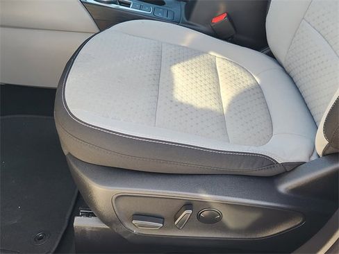 Used 2024 Ford Escape Active image 23