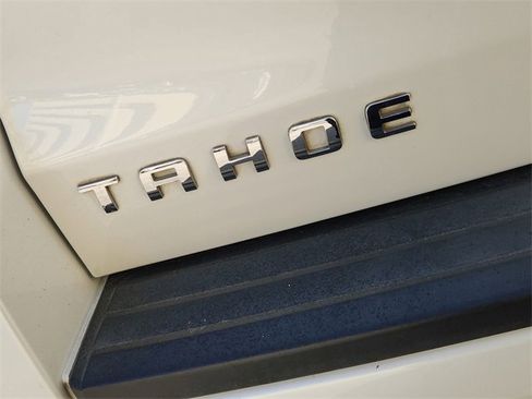 Used 2019 Chevrolet Tahoe LT w/ LT Signature Package image 32