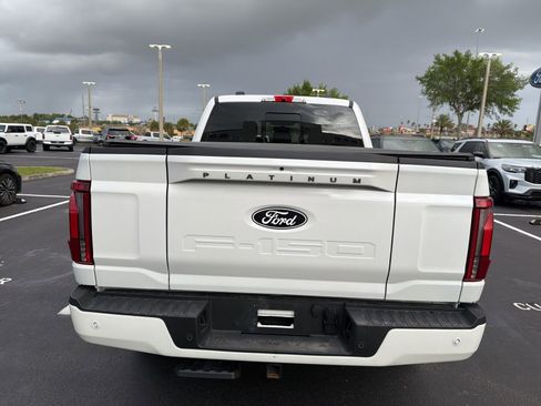 Used 2025 Ford F150 Platinum image 8
